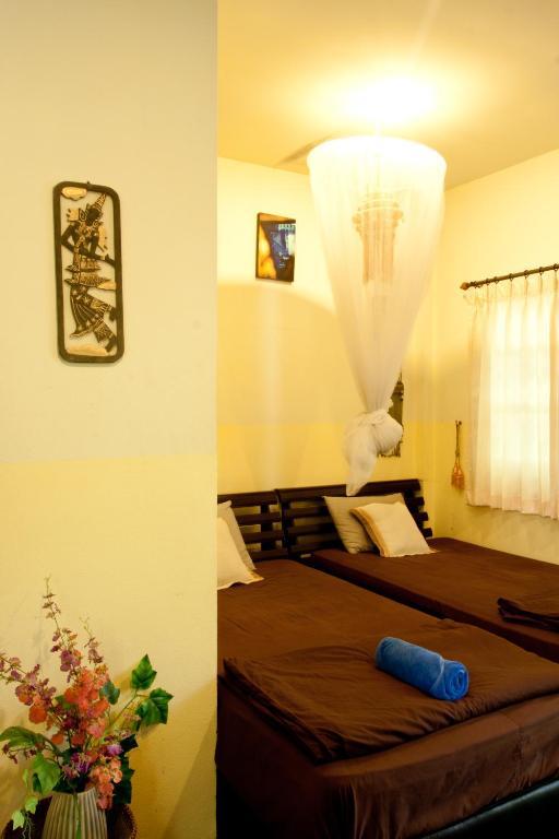 Hotel Baan Puang Petch Chiang Mai Zimmer foto